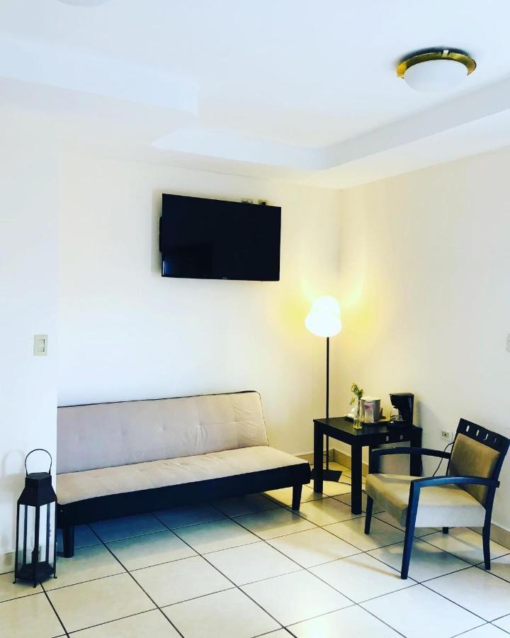 סן חואן דל סור Hotel La Estacion מראה חיצוני תמונה