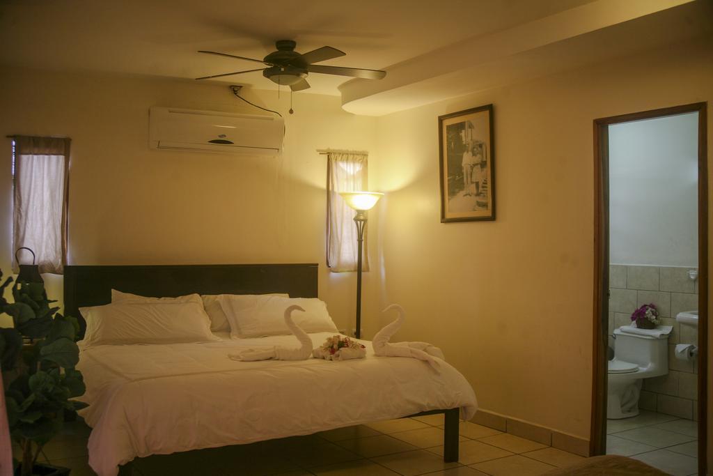 סן חואן דל סור Hotel La Estacion חדר תמונה